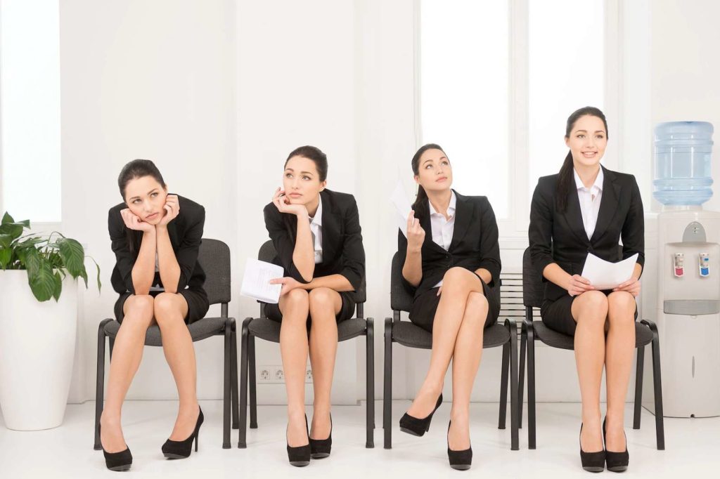 Tips for women use their body language in the interview